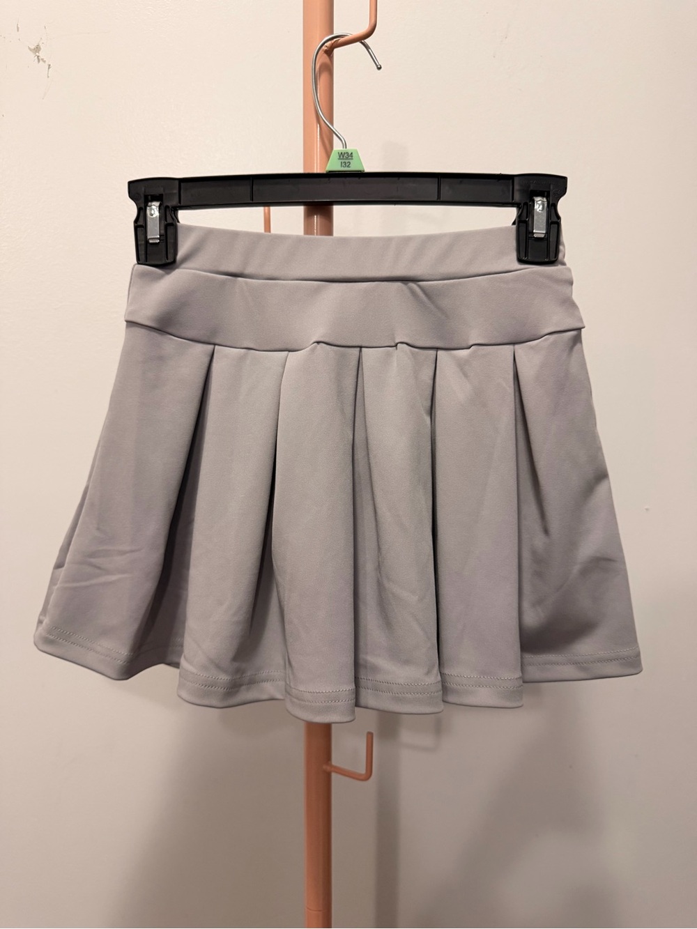 Pleated Mini Skirt in Light Gray